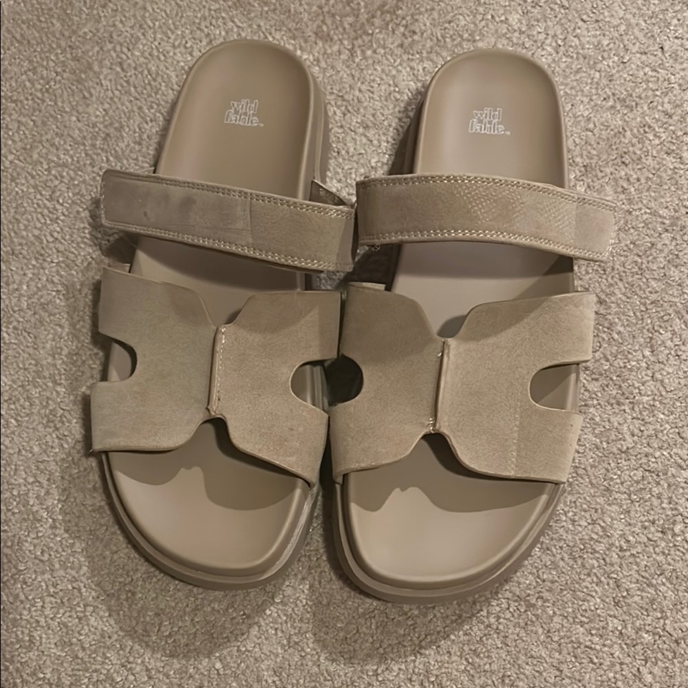 Wild Fable Sandals in Beige